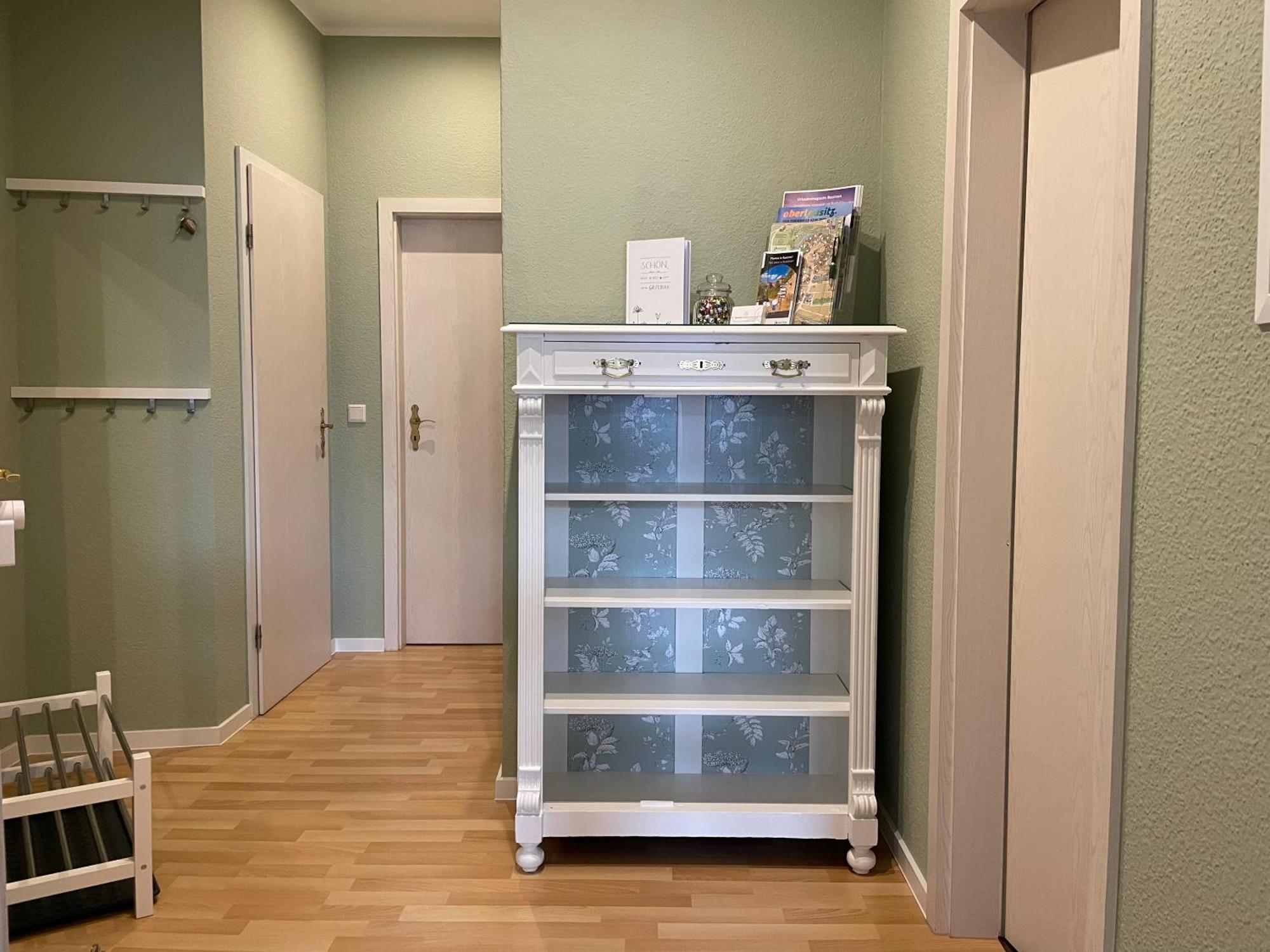 Appartement "Stadtgefluester" Im Zentrum, Inkl Stellplatz, 2 Betten, Babybett, Balkon, Gratis Kaffee Und Tee, Wlan Будишин Екстер'єр фото